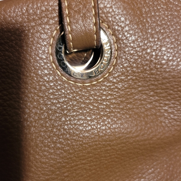 Dooney and Bourke purse - Picture 3 of 12